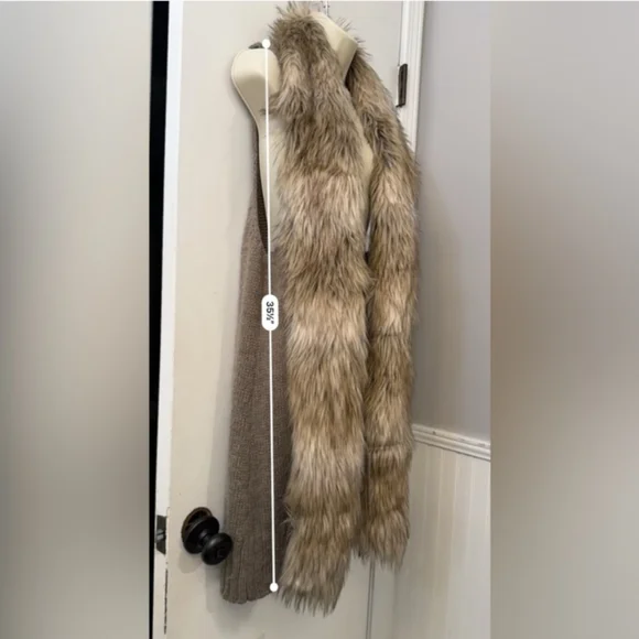 Steve Madden Fur Sweater Vest with Hidden Pockets XL - Picture 6 of 8